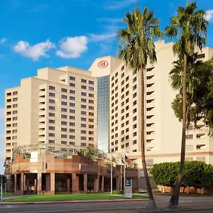 Hilton Long 3*, Long Beach USA